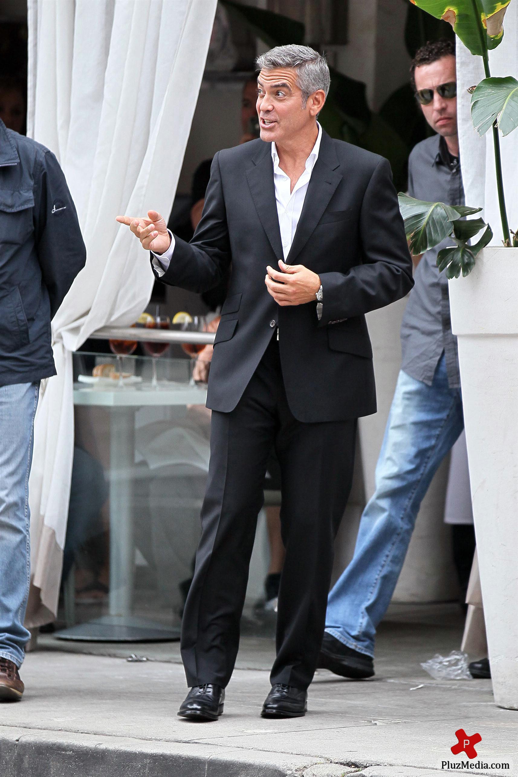 George Clooney on the set of a Mercedes Benz E300 L advert photos | Picture 78300